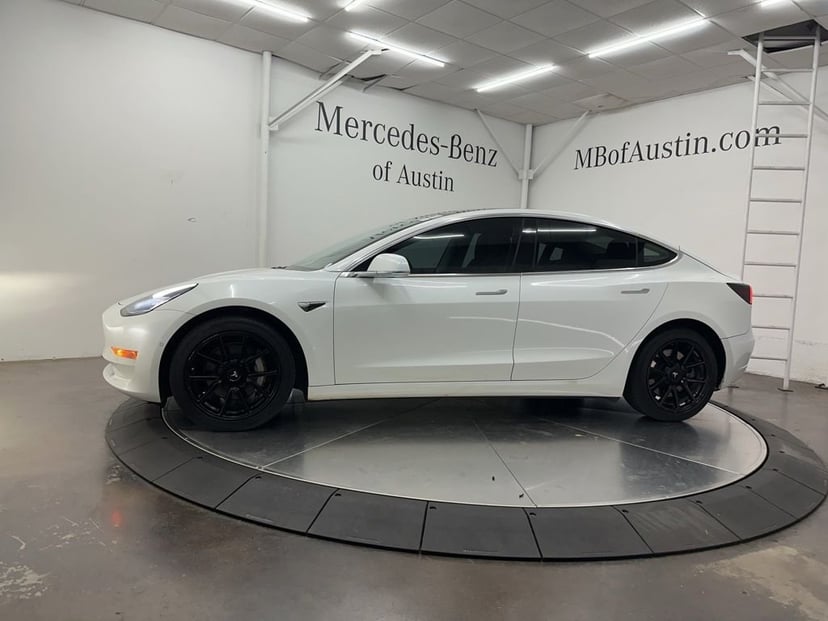 2019 Tesla Model 3 - Image 4