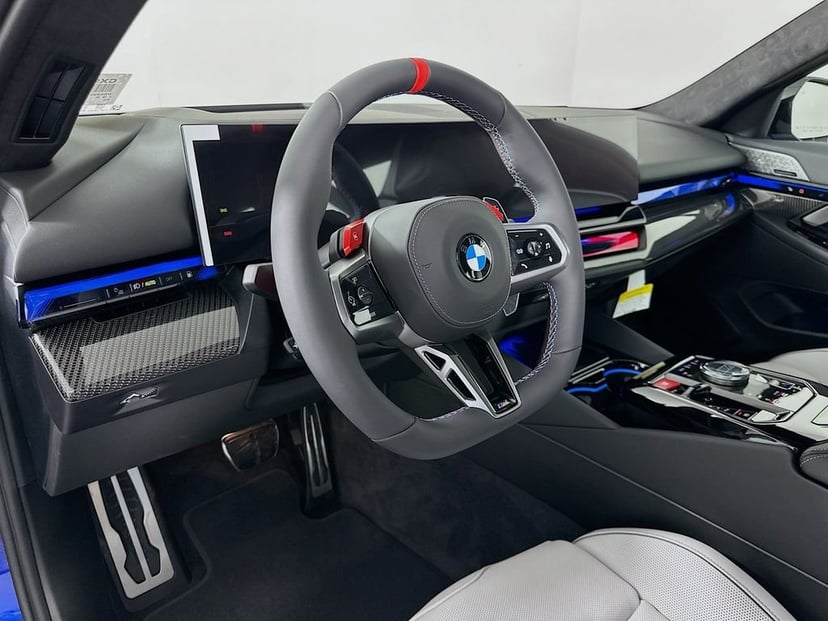 2027 BMW M5 - Image 9