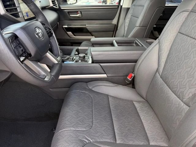 2024 Toyota Tundra Hybrid - Image 13
