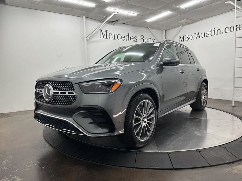 2026 Mercedes-Benz GLE - Image 1