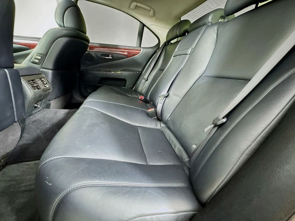 2007 LEXUS LS - Image 31