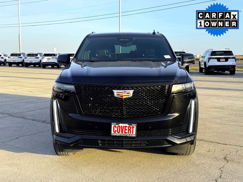 2023 Cadillac Escalade - Image 3