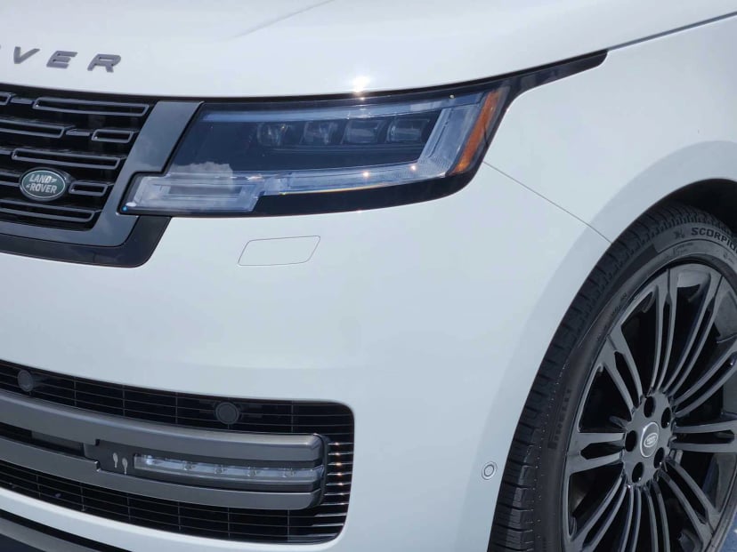 2023 Land Rover Range Rover - Image 8
