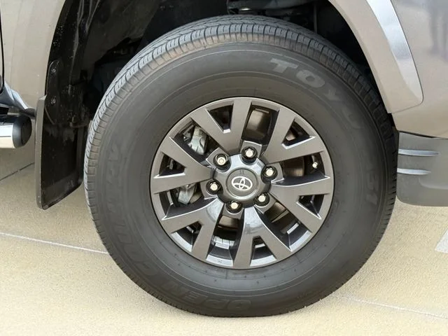 2021 Toyota Tacoma - Image 2