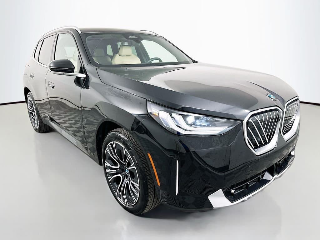 2025 BMW X3 - Image 3