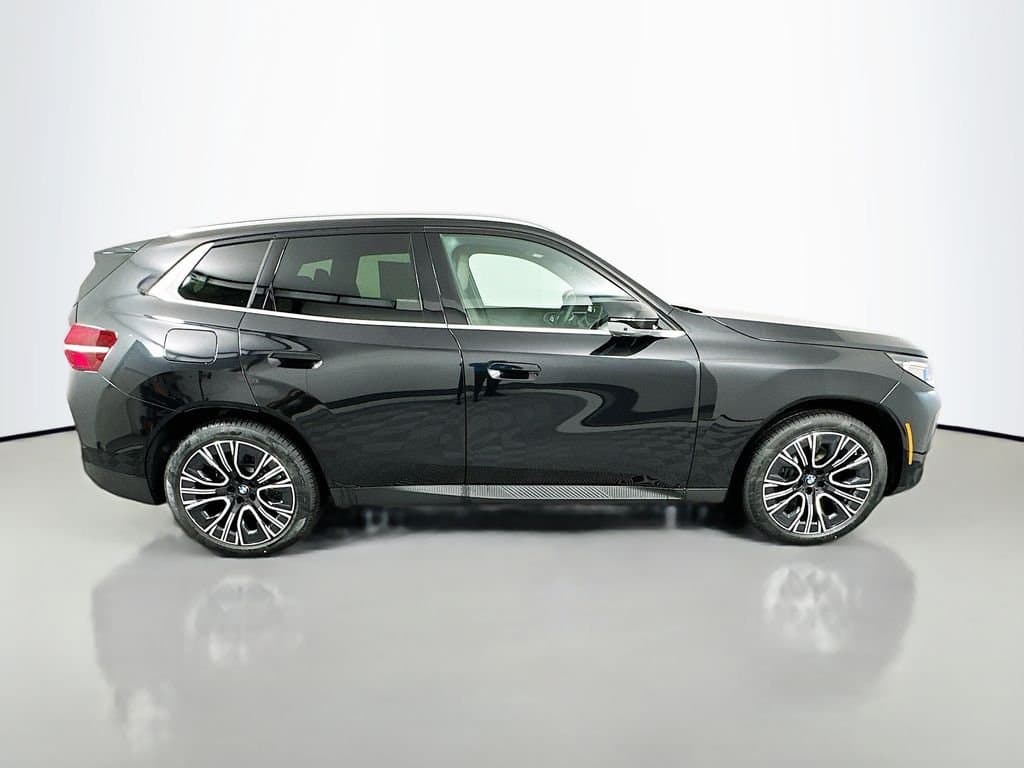 2026 BMW X3 - Image 4
