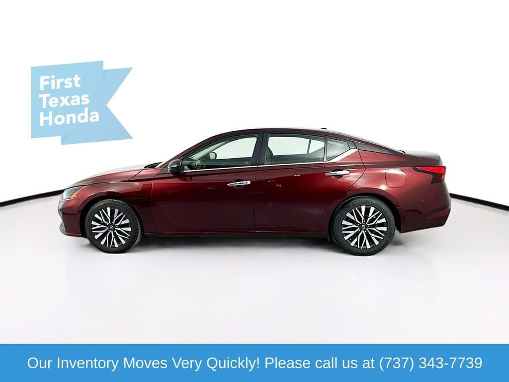 2024 NISSAN Altima - Image 5