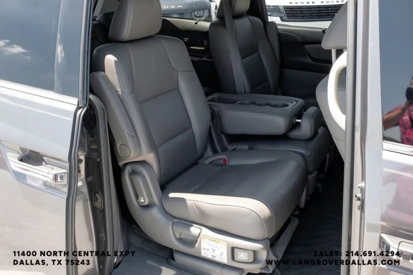 2017 Honda Odyssey - Image 34