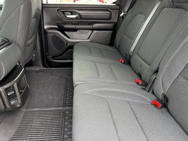 2025 Ram 1500 - Image 30