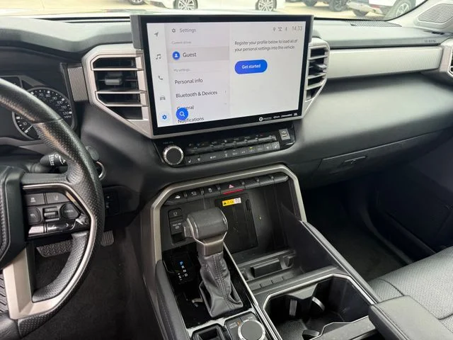 2023 Toyota Tundra - Image 17