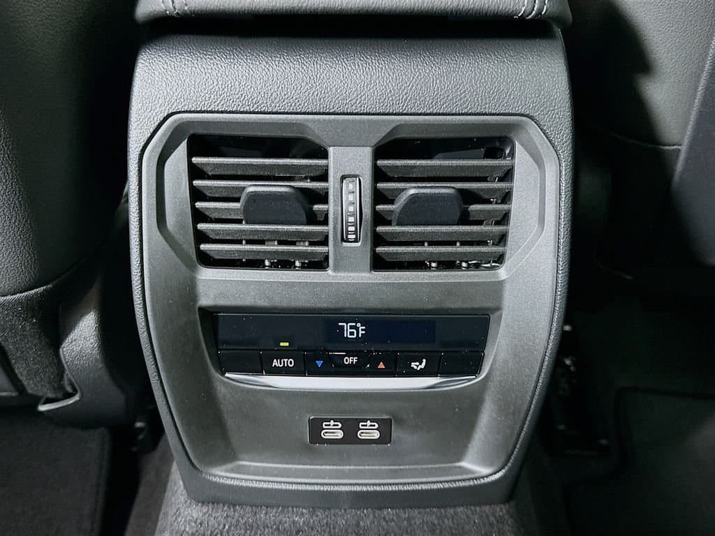 2026 BMW 3 Series - Image 18