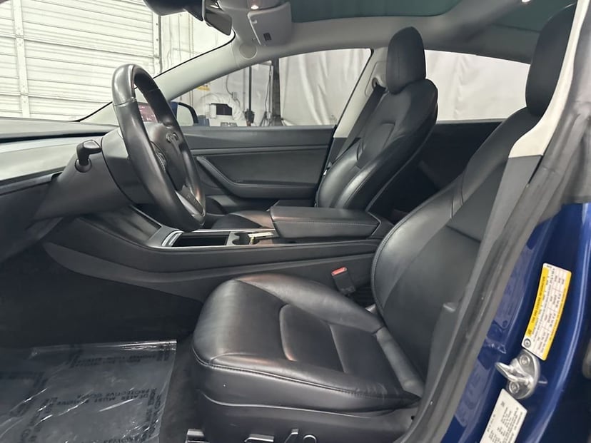 2021 Tesla Model 3 - Image 13