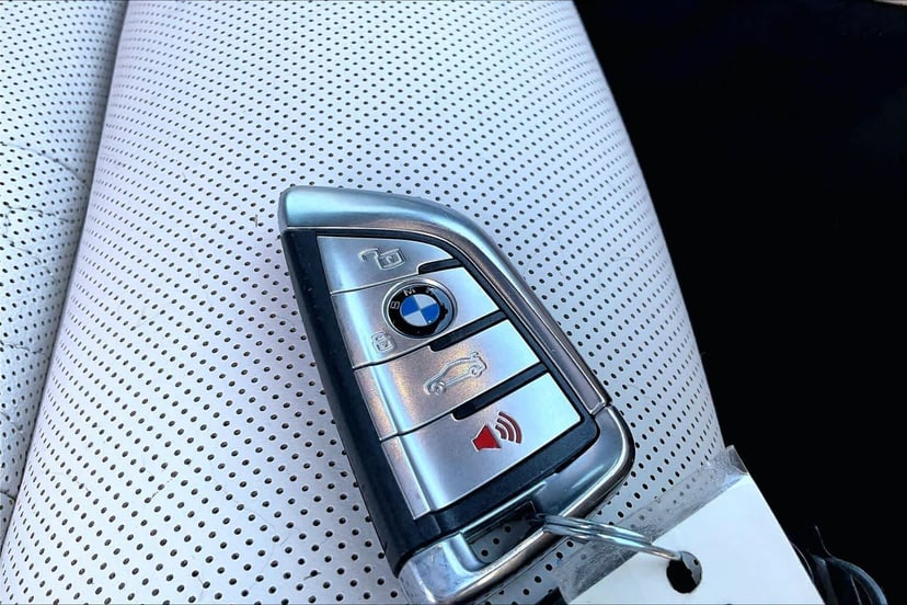 2020 BMW X7 - Image 11