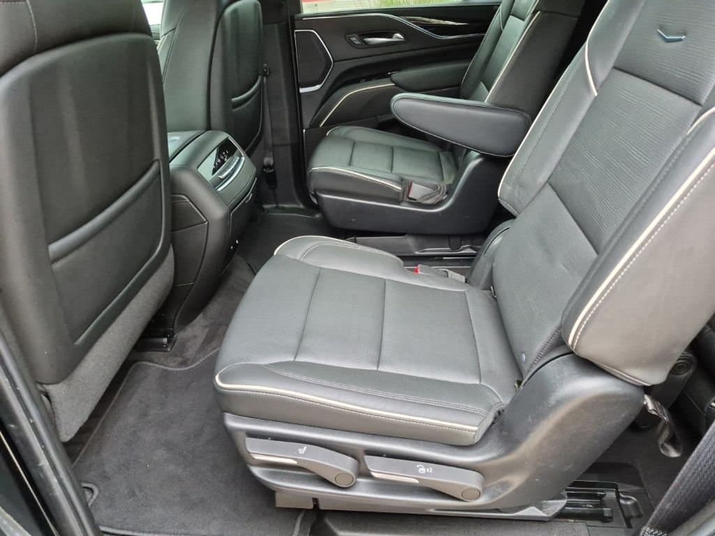 2022 Cadillac Escalade - Image 20