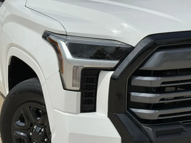 2024 Toyota Tundra - Image 3