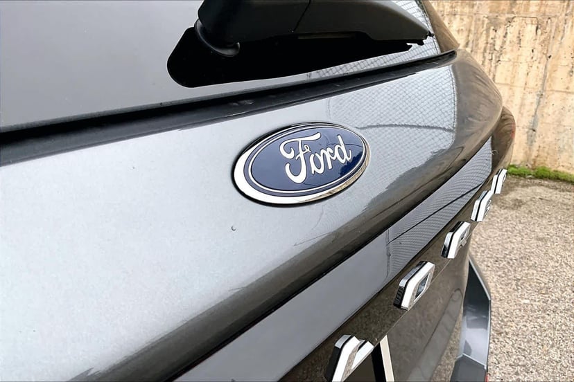 2025 Ford Explorer - Image 30