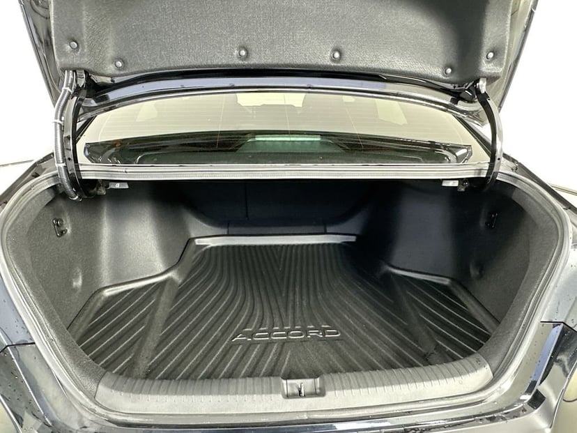 2025 Honda Accord Hybrid - Image 32