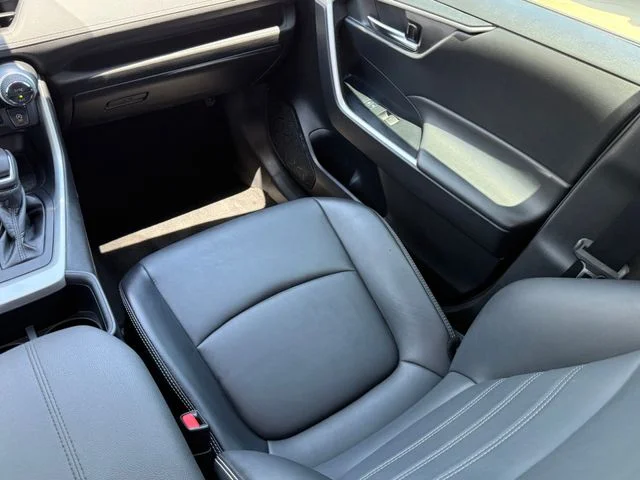 2022 Toyota RAV4 - Image 26