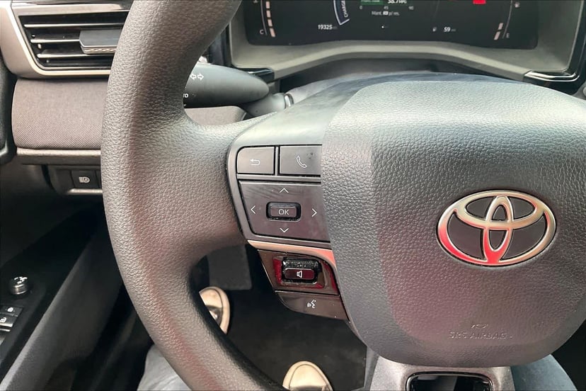 2026 Toyota Camry - Image 22