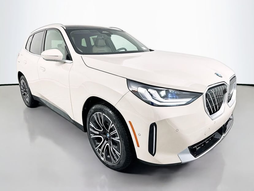 2026 BMW X3 - Image 3