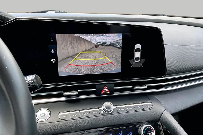 2022 Hyundai Elantra - Image 29