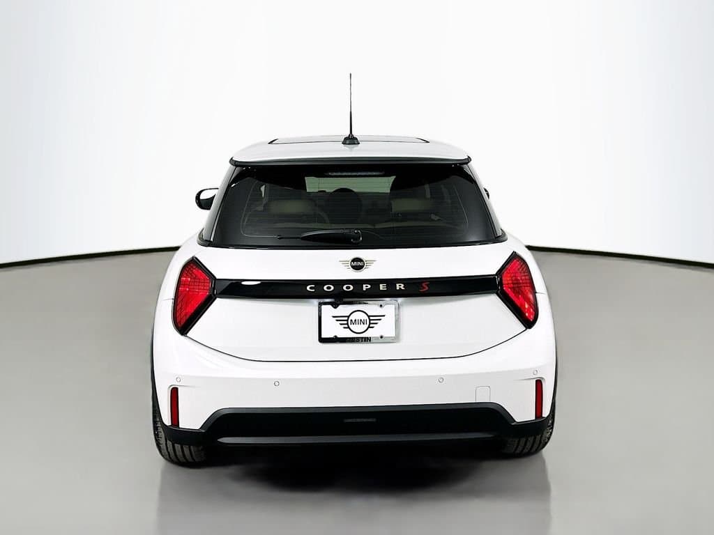 2025 MINI COOPER - Image 7