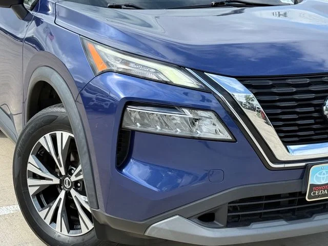2021 Nissan Rogue - Image 3