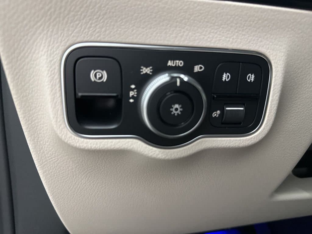 2026 MERCEDES-BENZ GLA - Image 20