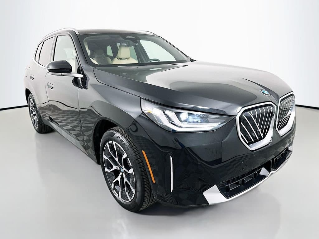 2025 BMW X3 - Image 3