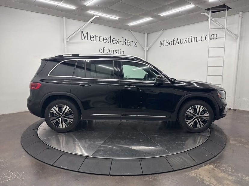 2026 Mercedes-Benz GLB - Image 8