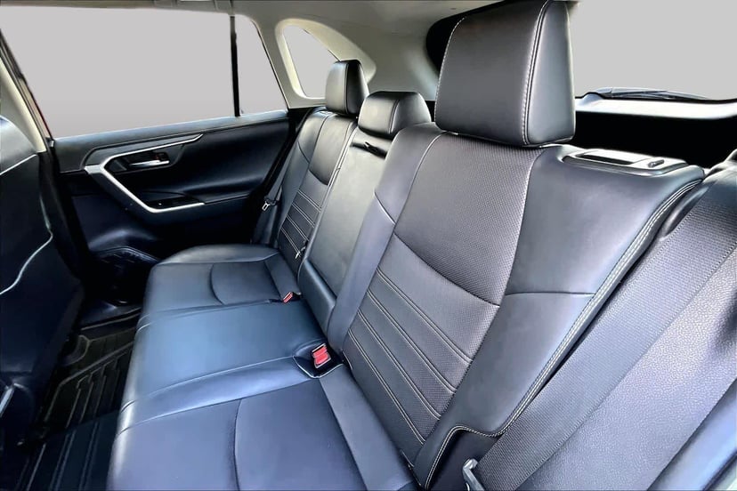 2020 Toyota RAV4 Hybrid - Image 21