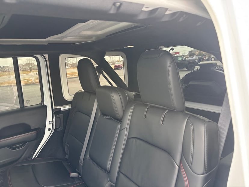 2024 Jeep Wrangler - Image 27