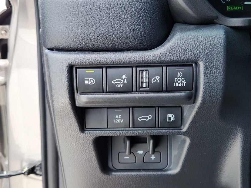 2024 Toyota Land Cruiser - Image 21