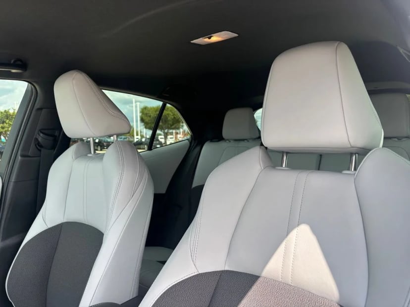2021 Toyota Corolla Hatchback - Image 12