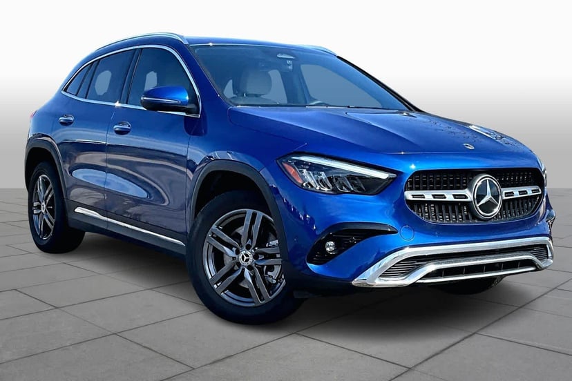 2025 Mercedes-Benz GLA 250 - Image 3