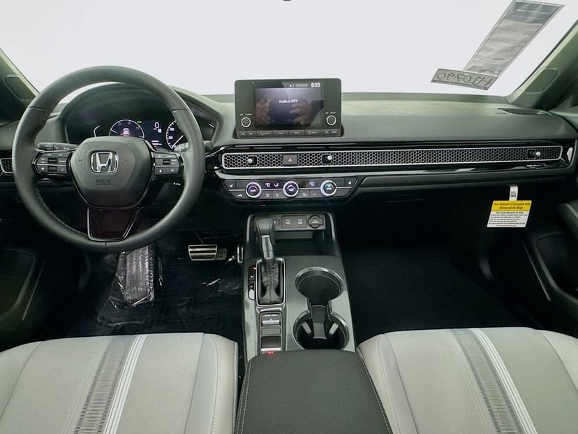 2026 Honda Civic Hybrid - Image 32
