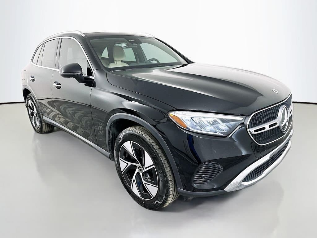 2024 Mercedes-Benz GLC - Image 3