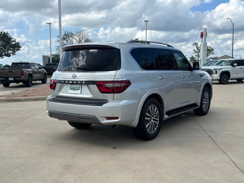 2021 Nissan Armada - Image 3