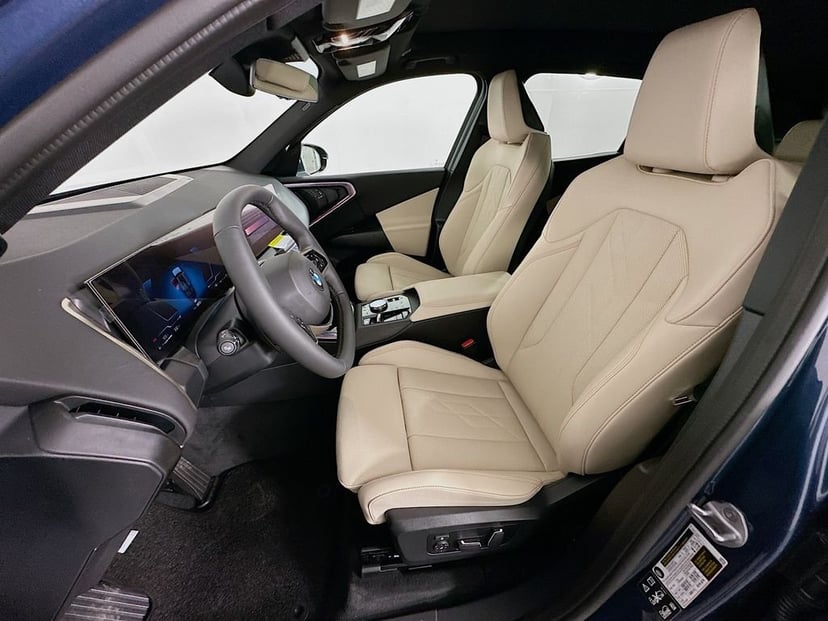 2025 BMW X3 - Image 16