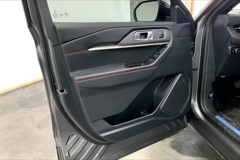 2026 Ford Explorer - Image 10