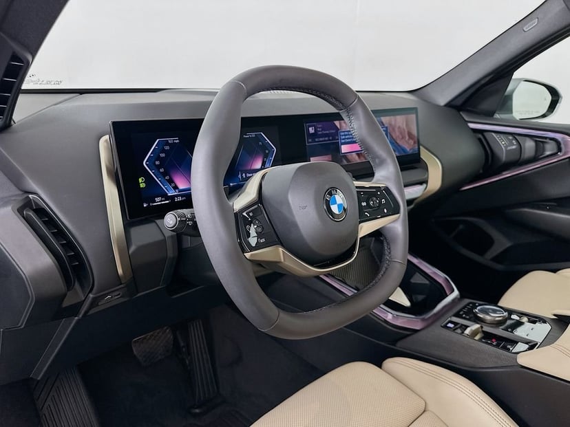 2025 BMW X3 - Image 9