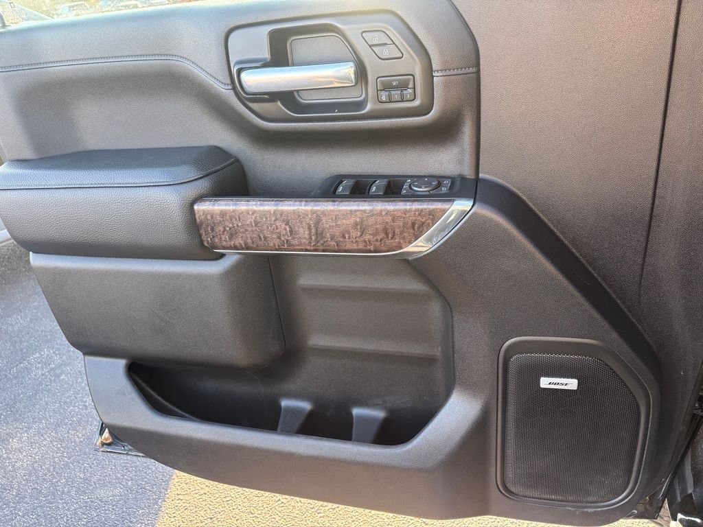 2023 GMC Sierra 2500HD - Image 17