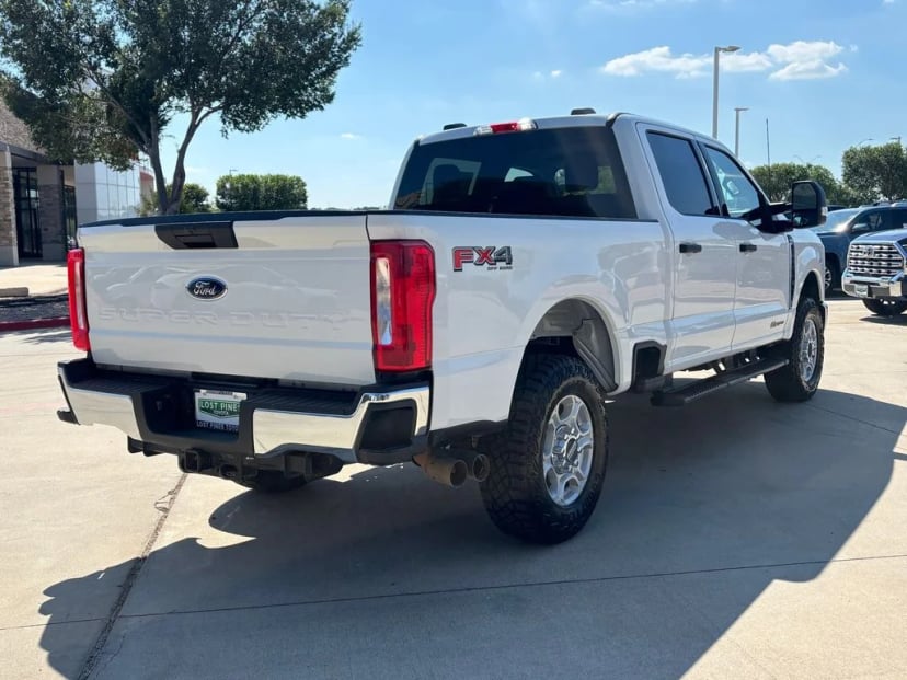 2025 Ford F-250SD - Image 4