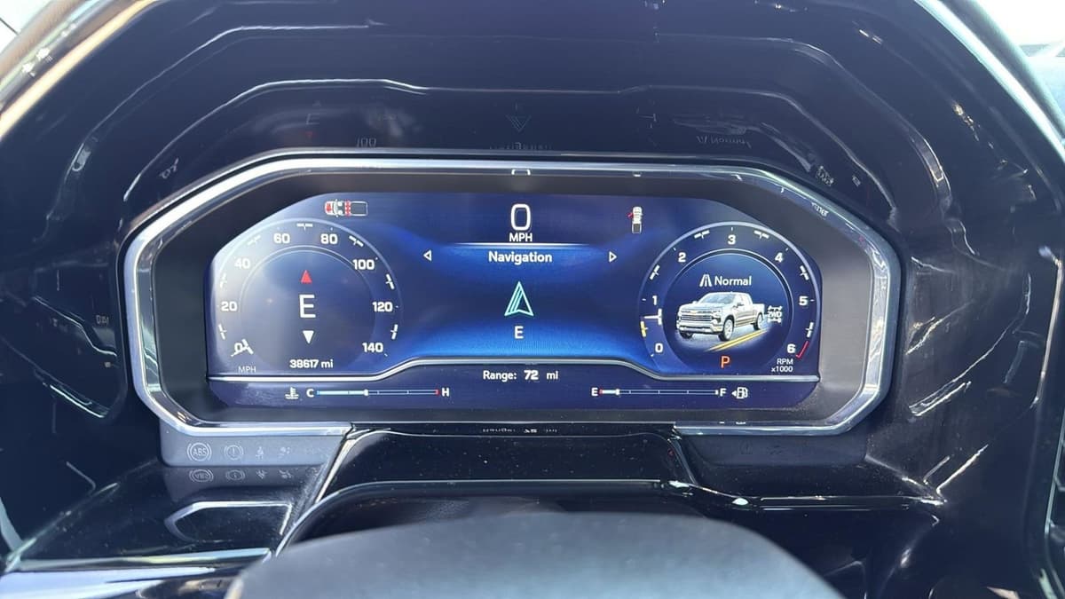 2025 Chevrolet Silverado 1500 - Image 14