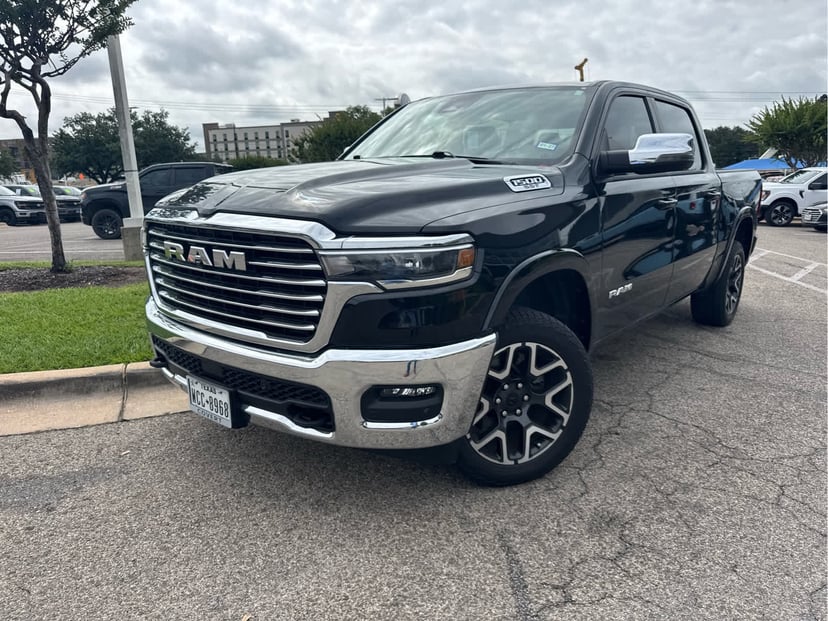 2025 Ram 1500 - Image 2