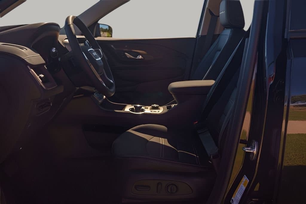 2024 GMC Terrain - Image 11