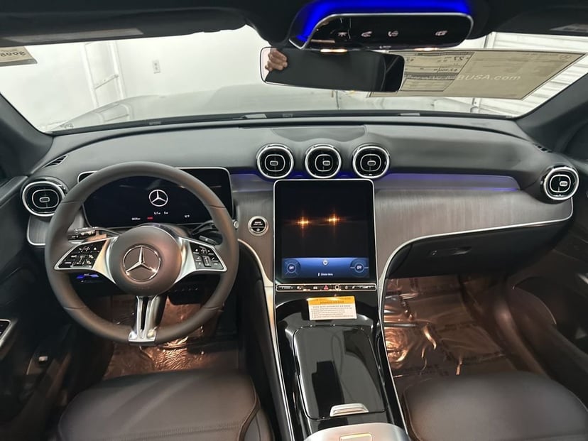 2026 Mercedes-Benz GLC - Image 20