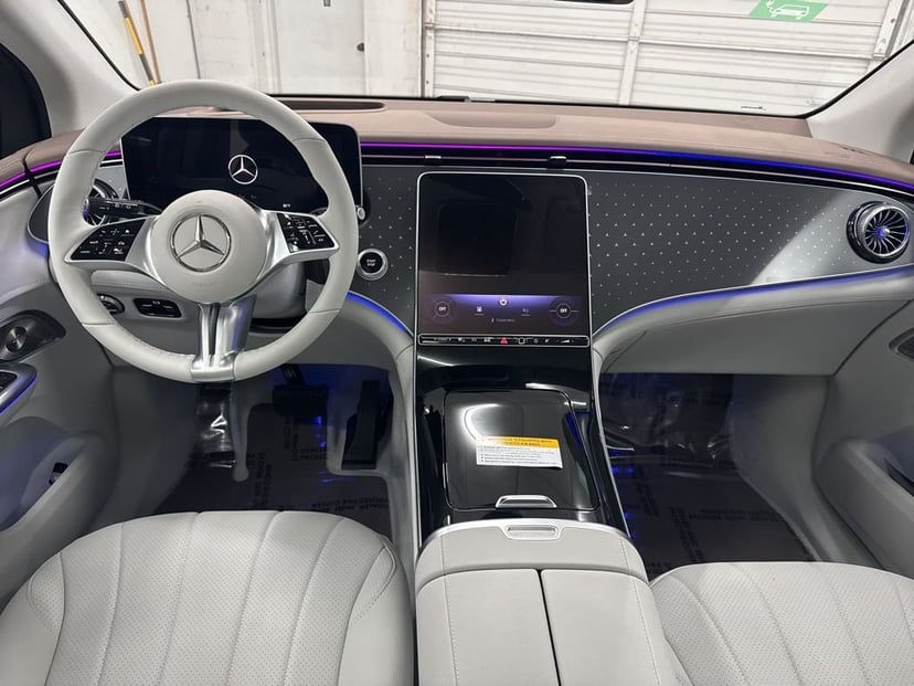 2026 Mercedes-Benz EQE - Image 23
