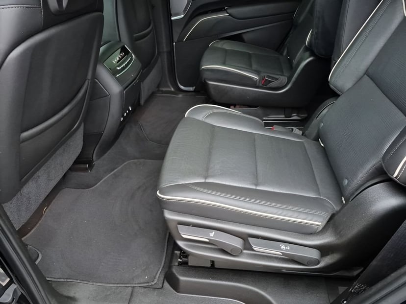 2021 Cadillac Escalade - Image 20
