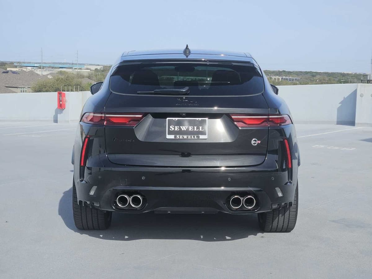 2023 Jaguar F-PACE - Image 5